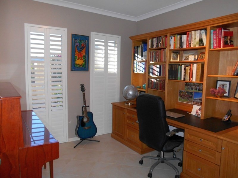 11 Darbyshire Drive, Subiaco WA 6008