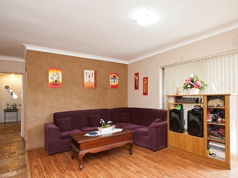 50/42 Pollard Street, Glendalough WA 6016