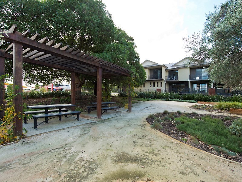 4/627 Hay Street, Jolimont WA 6014