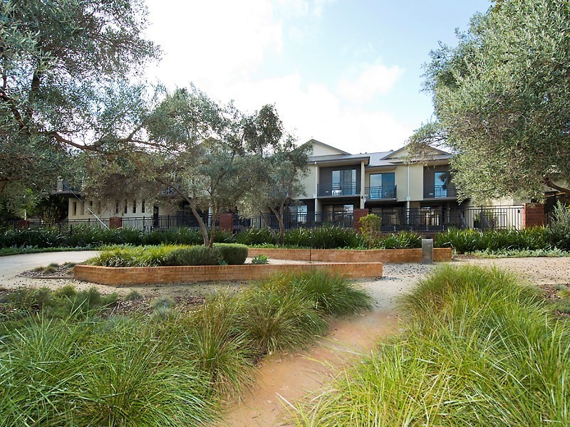 4/627 Hay Street, Jolimont WA 6014