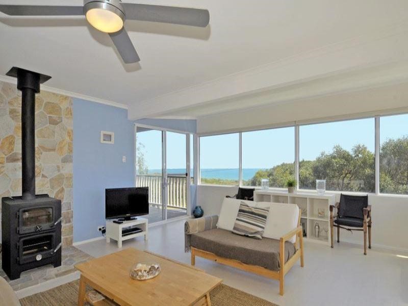 8 Harris Street, Guilderton WA 6041