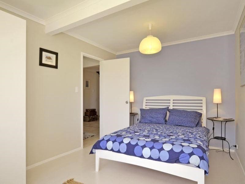 8 Harris Street, Guilderton WA 6041