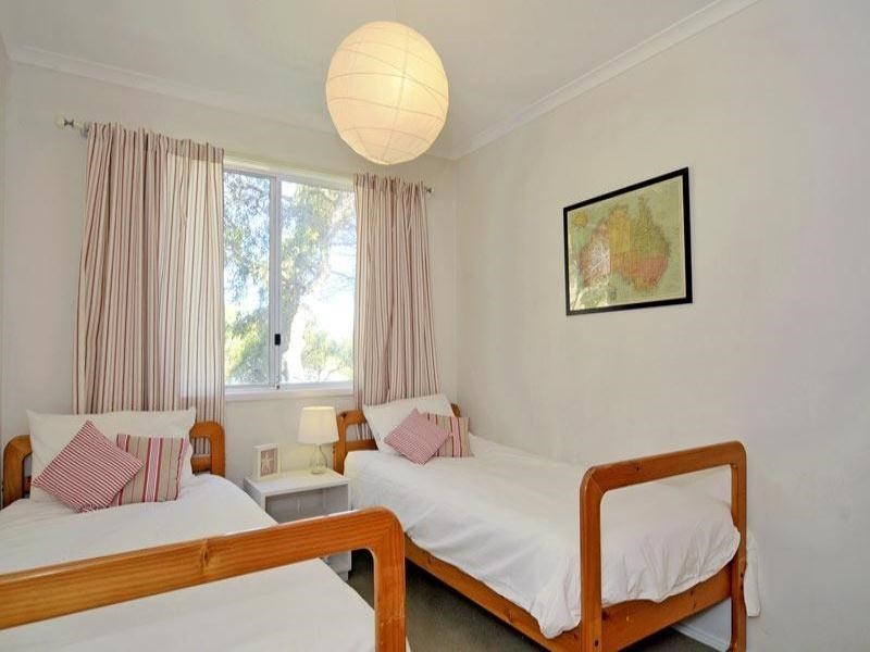 8 Harris Street, Guilderton WA 6041