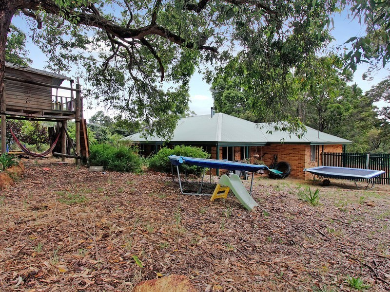 232 Glenisla Road, Carmel WA 6076