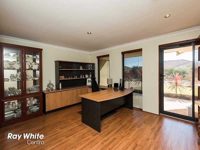 12 Papillon Road, Success WA 6164