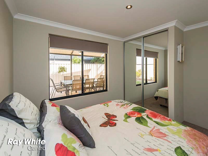 12 Papillon Road, Success WA 6164