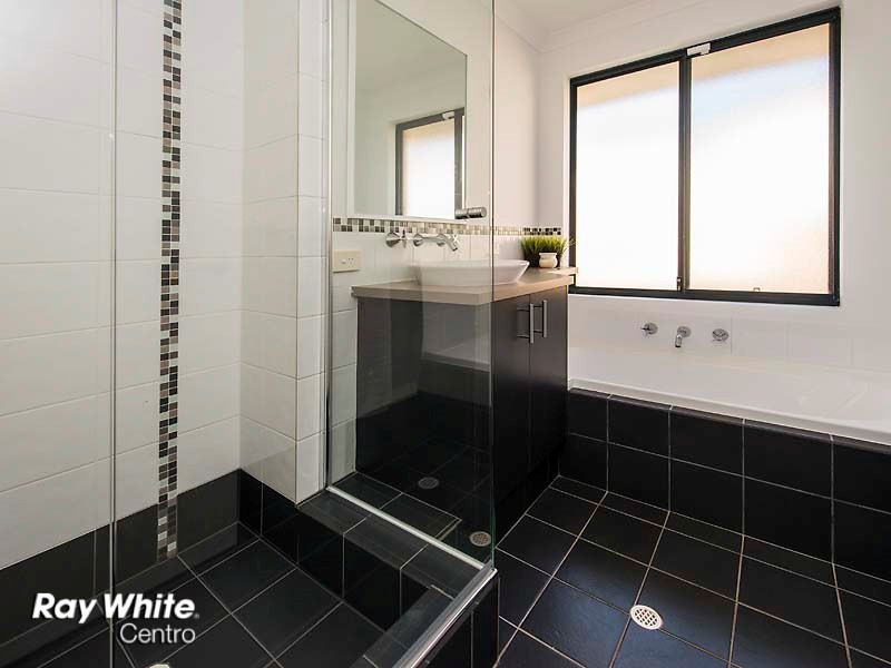 12 Papillon Road, Success WA 6164