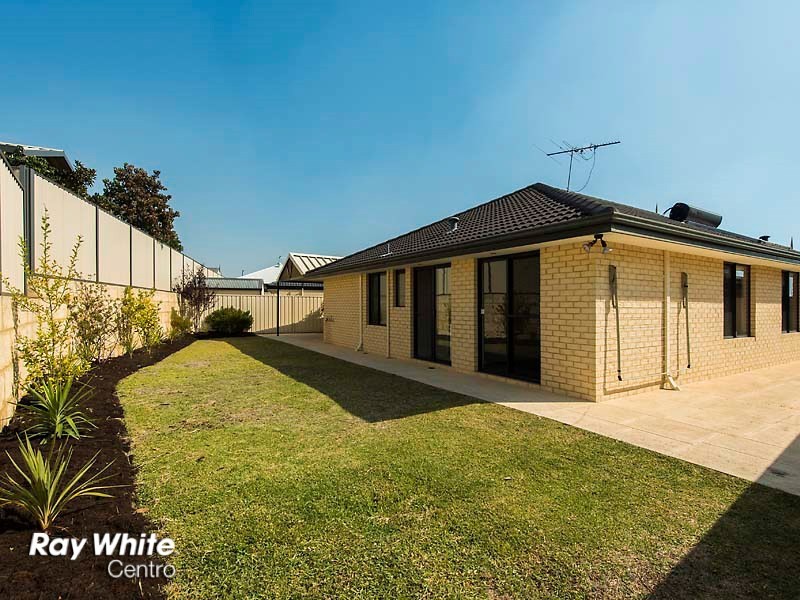 12 Papillon Road, Success WA 6164