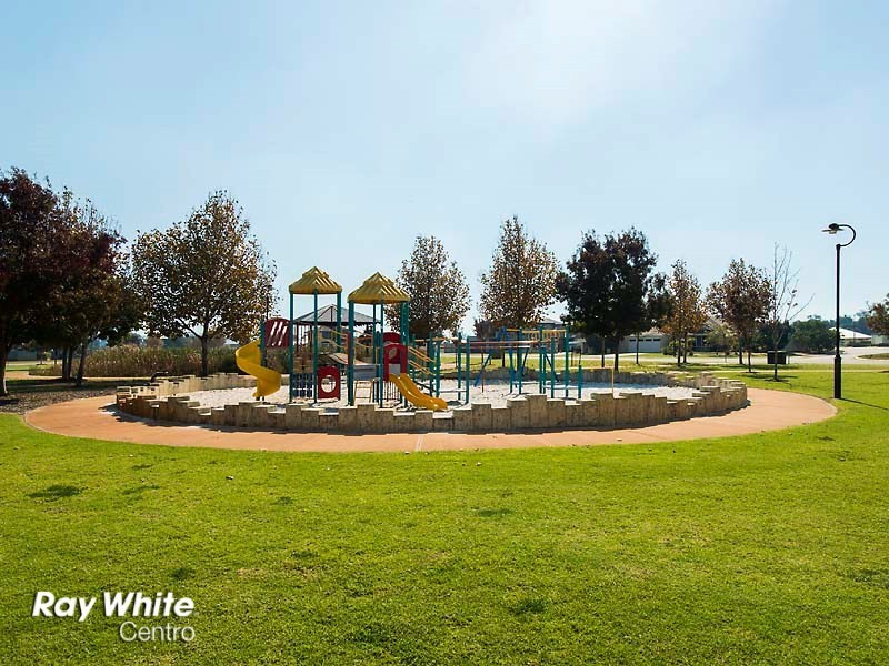 12 Papillon Road, Success WA 6164