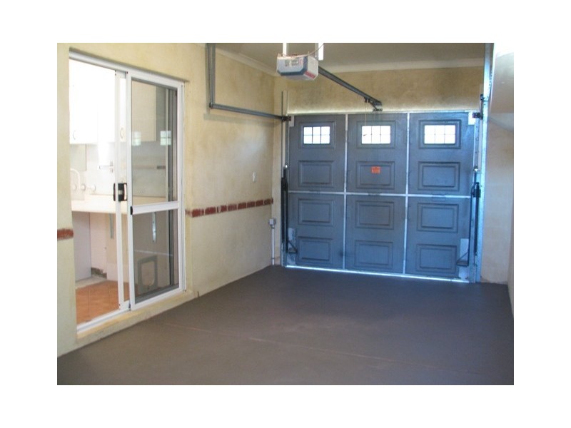 2/25 Barnfield Road, Claremont WA 6010