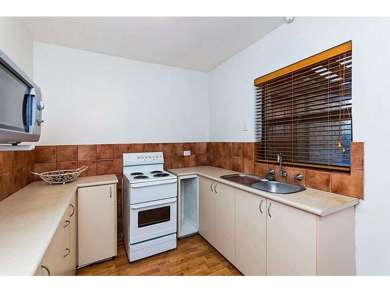 51/42 Pollard Street, Glendalough WA 6016