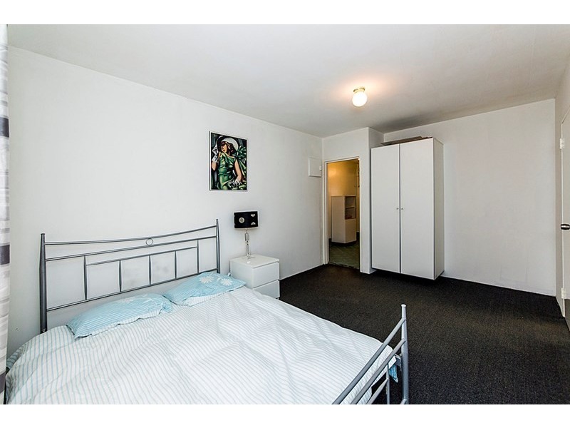 51/42 Pollard Street, Glendalough WA 6016