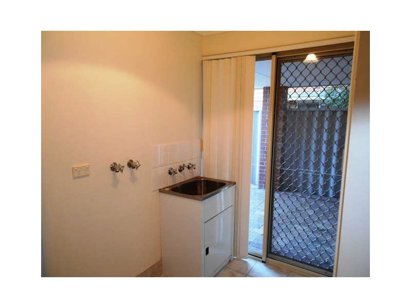 3/15 Holder Street, St James WA 6102