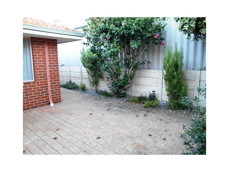 3/15 Holder Street, St James WA 6102