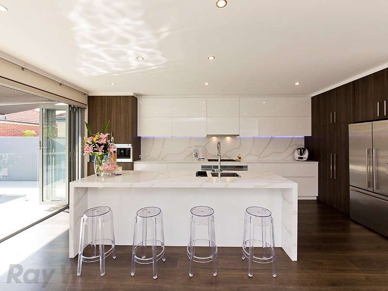 6 Casa Place, Inglewood WA 6052