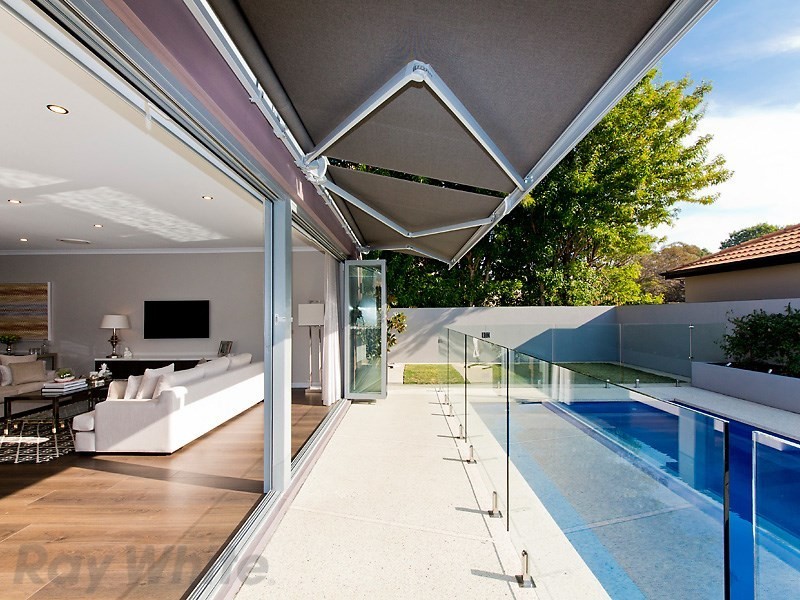 6 Casa Place, Inglewood WA 6052