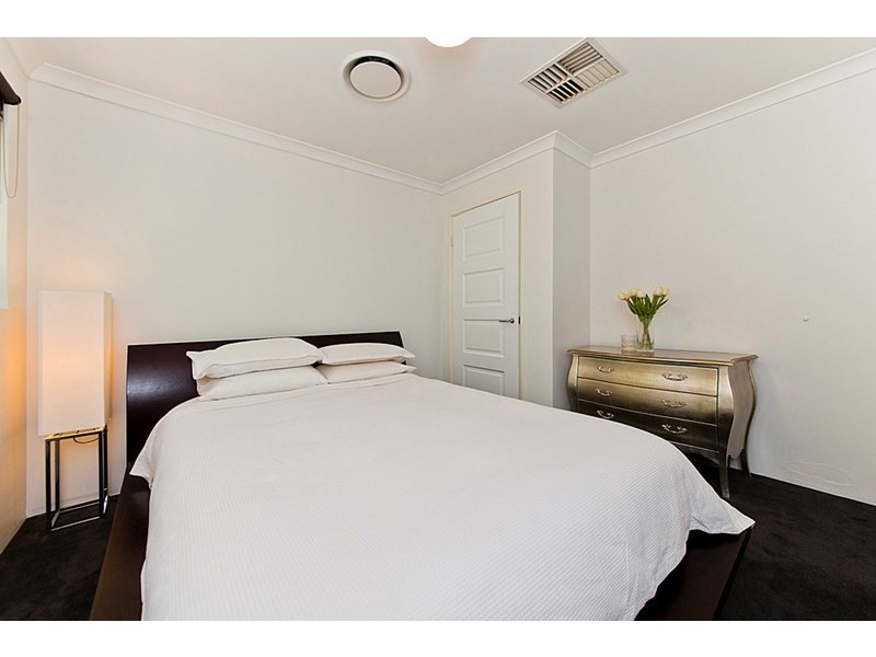 6 Casa Place, Inglewood WA 6052