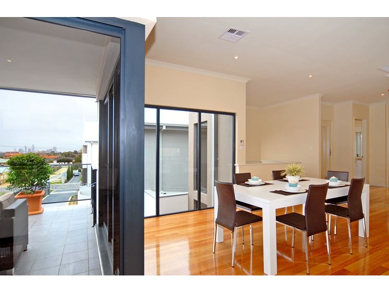 21c Tuart Street, Yokine WA 6060