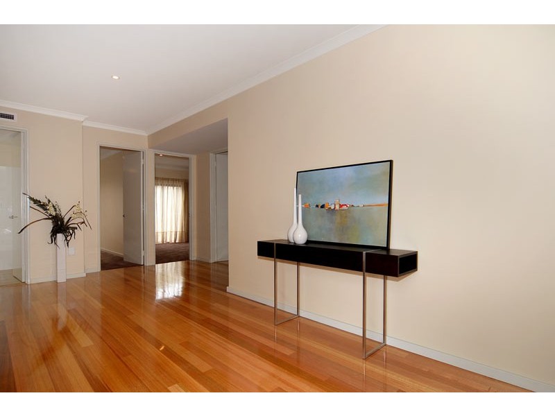 21c Tuart Street, Yokine WA 6060
