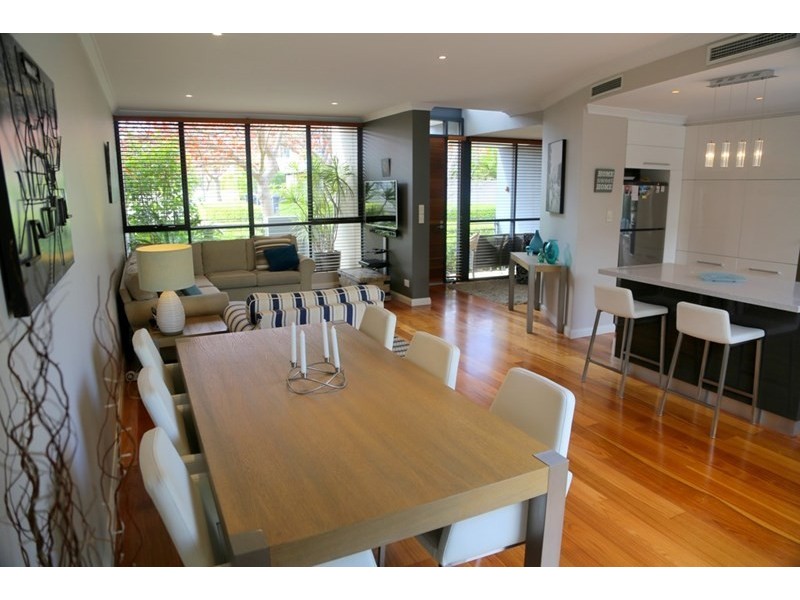 30A Coral Tree Avenue, Subiaco WA 6008