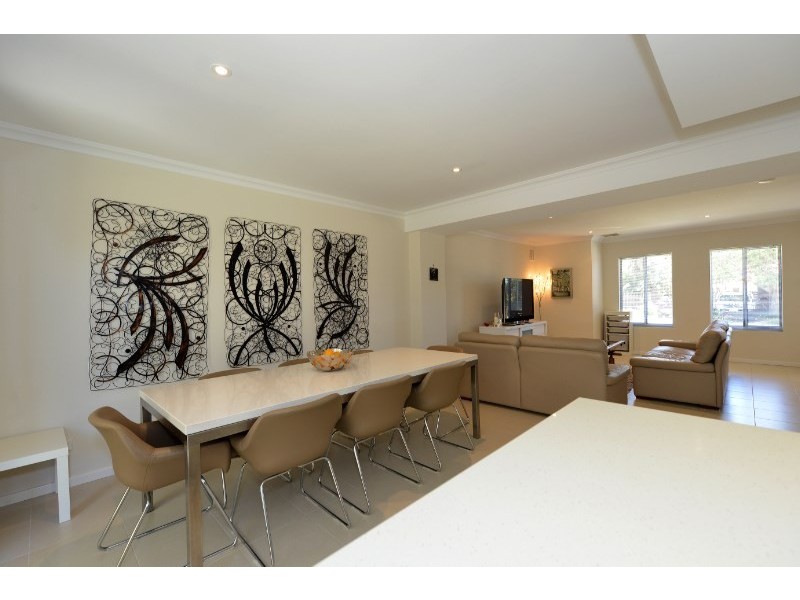 178A Grand Promenade, Doubleview WA 6018