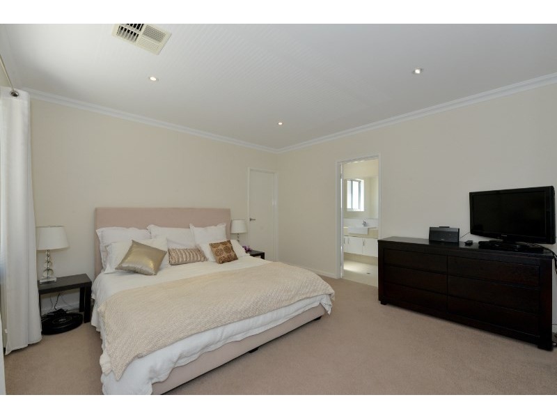 178A Grand Promenade, Doubleview WA 6018