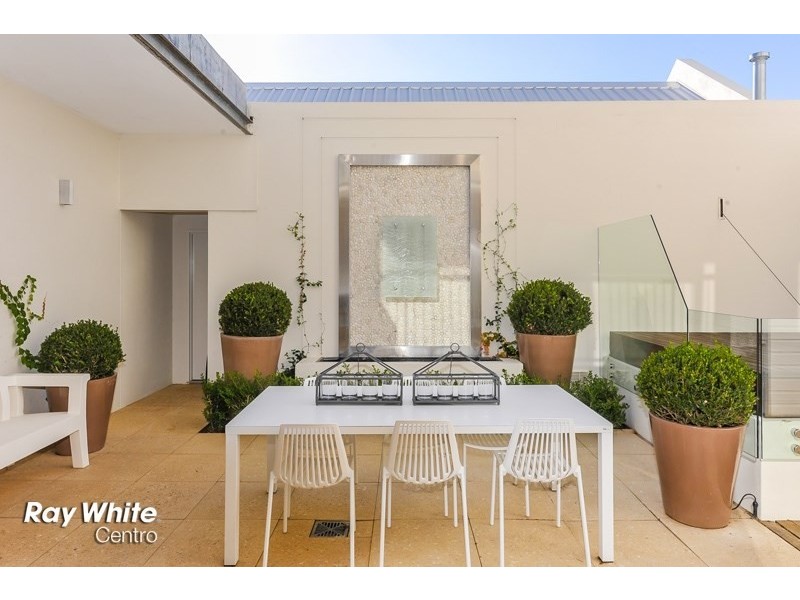 32 Mere View Way, Subiaco WA 6008