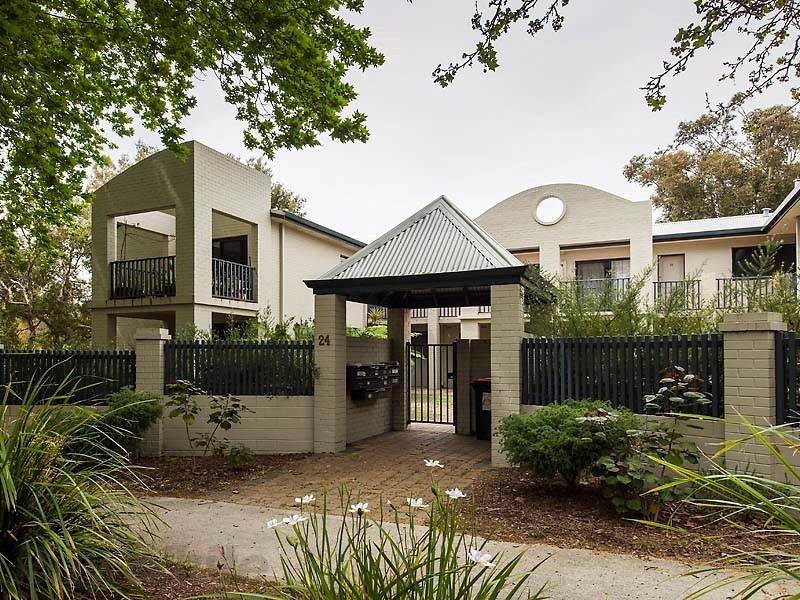 10/24 Landsdowne Street, Jolimont WA 6014