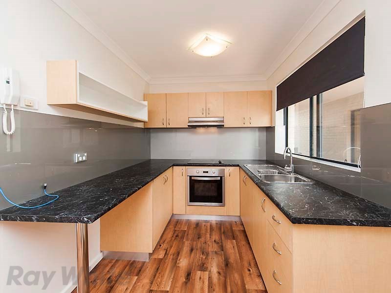 10/24 Landsdowne Street, Jolimont WA 6014