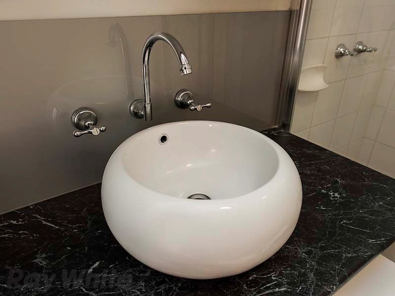 10/24 Landsdowne Street, Jolimont WA 6014