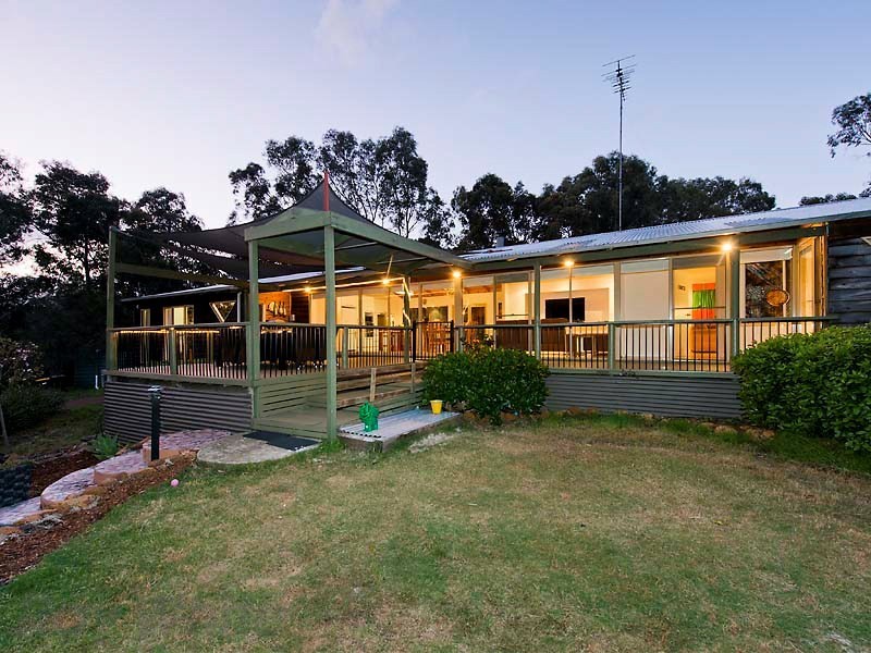 61 Lewis Road, Serpentine WA 6125
