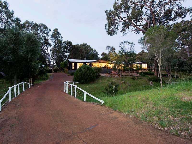 61 Lewis Road, Serpentine WA 6125