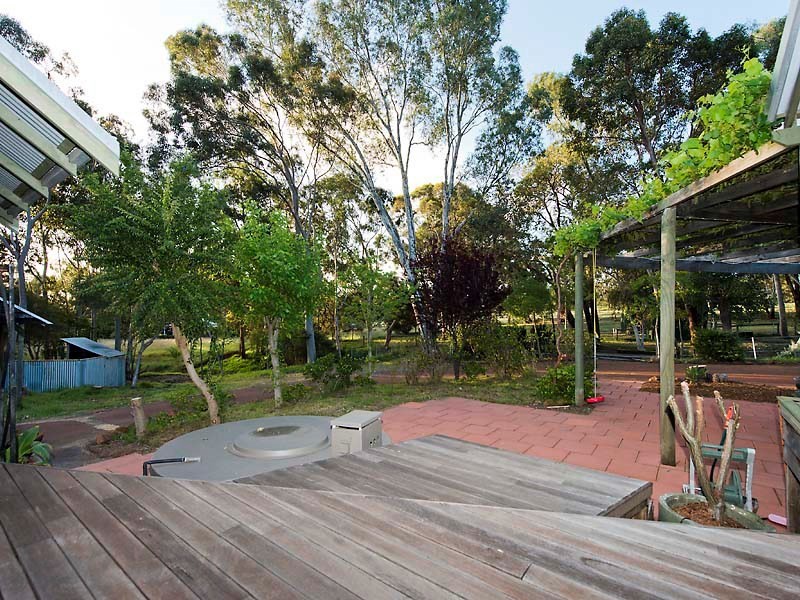 61 Lewis Road, Serpentine WA 6125