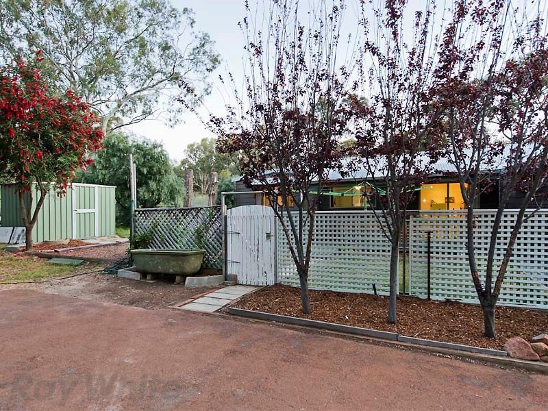 61 Lewis Road, Serpentine WA 6125
