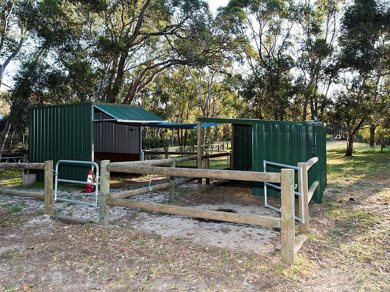 61 Lewis Road, Serpentine WA 6125
