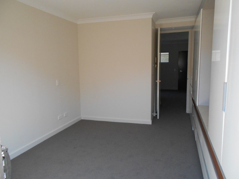 10/627 Hay Street, Jolimont WA 6014