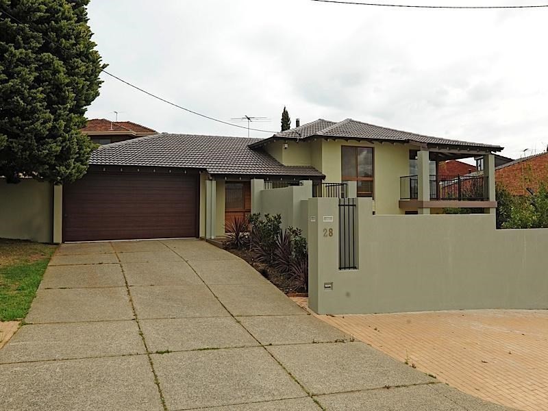28 Highbridge Way, Karrinyup WA 6018