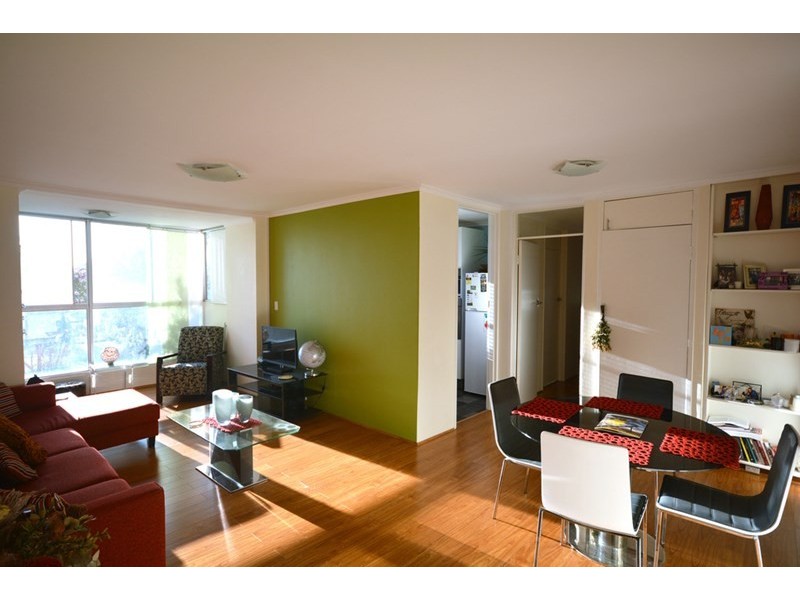 11/40 Pollard Street, Glendalough WA 6016