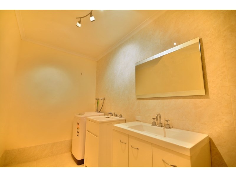 11/40 Pollard Street, Glendalough WA 6016