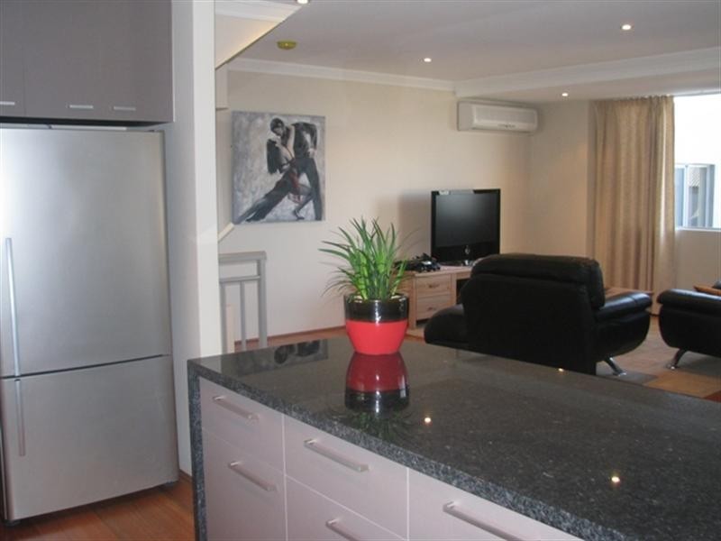 4 Price Street, Subiaco WA 6008
