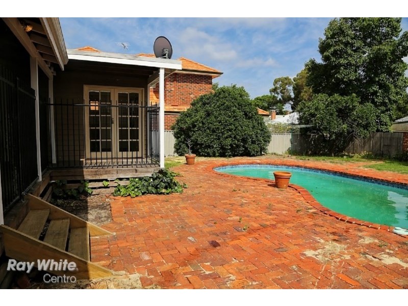 23 Cuthbert Street, Shenton Park WA 6008