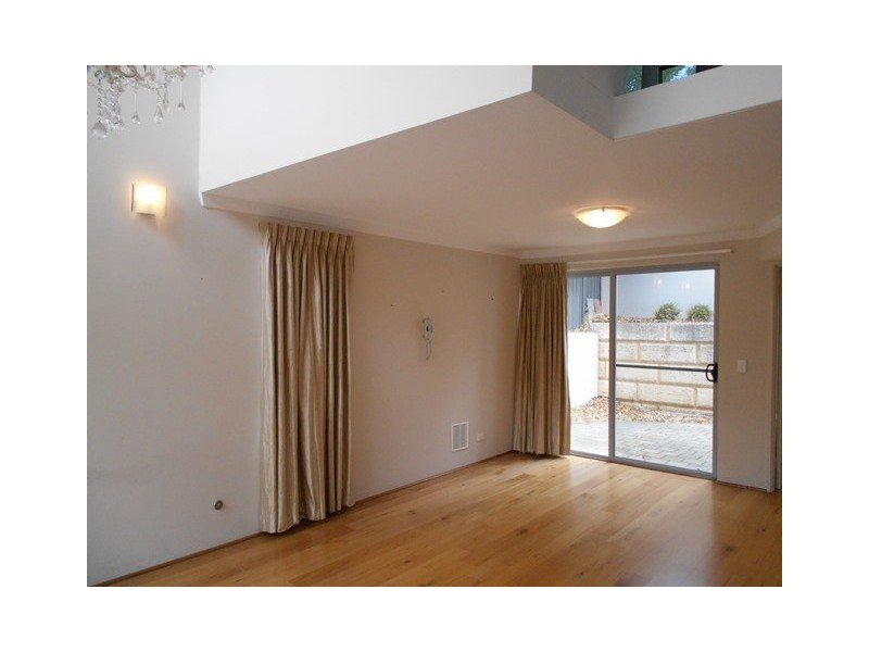 9/231 Cambridge Street, Wembley WA 6014