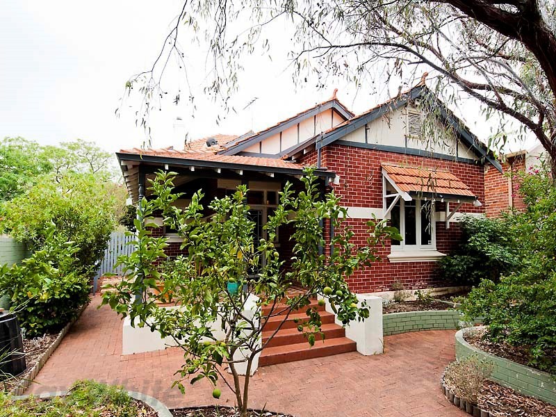 26 Waverley Street, Shenton Park WA 6008