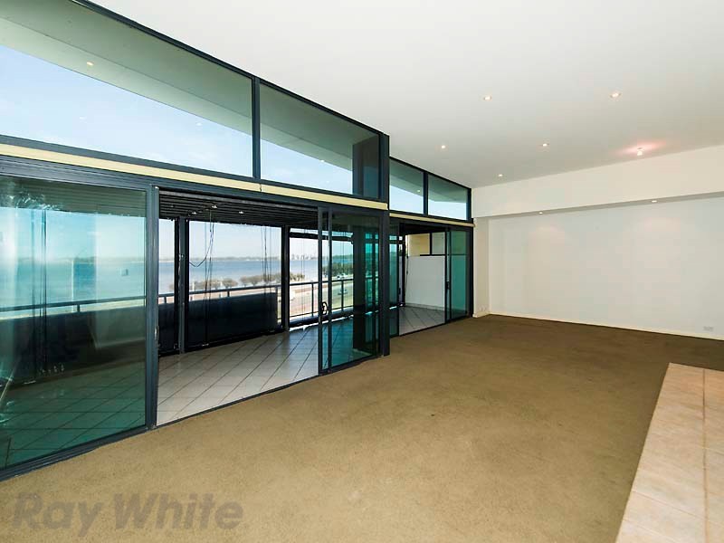 11/105 Melville Parade, Como WA 6152