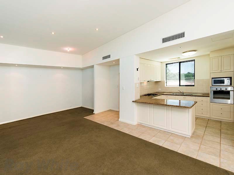 11/105 Melville Parade, Como WA 6152