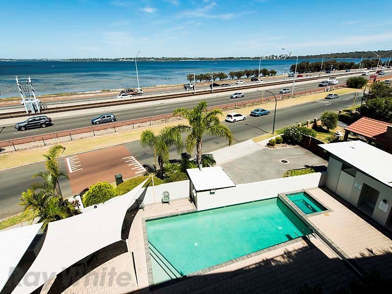 11/105 Melville Parade, Como WA 6152