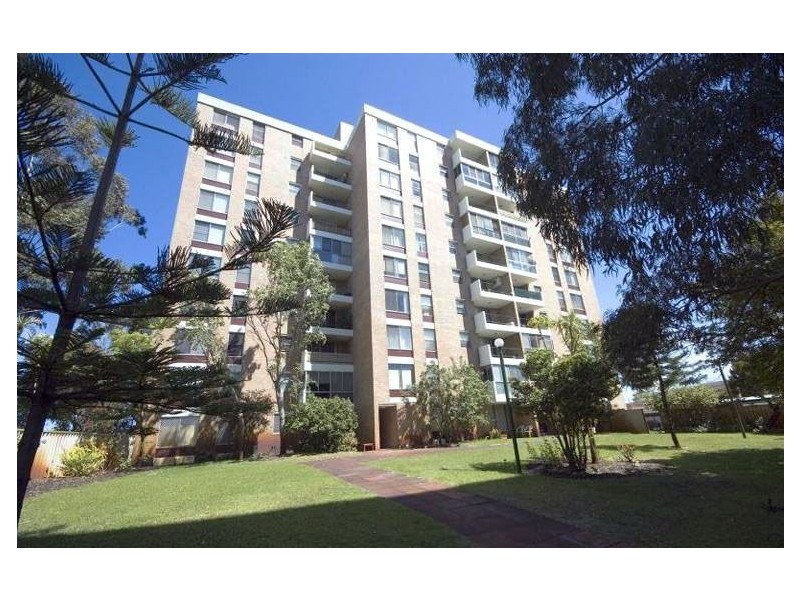 11/40 Pollard Street, Glendalough WA 6016