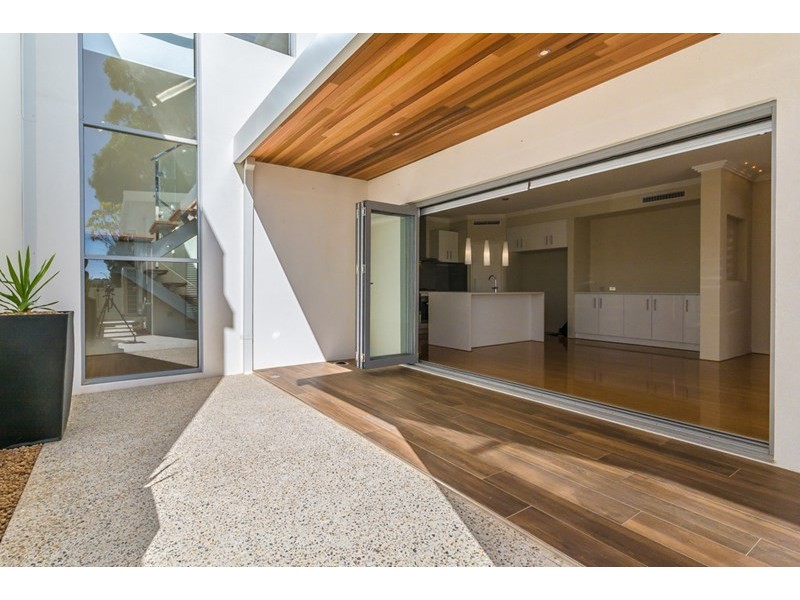 7 Balandi Way, City Beach WA 6015