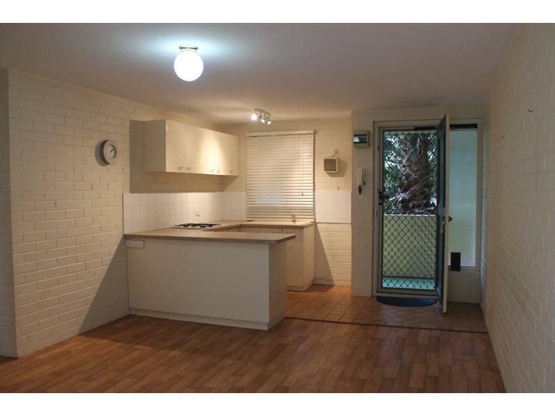 23W/24 Pearson Street, Churchlands WA 6018