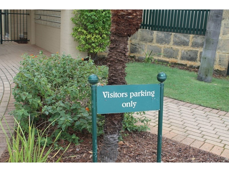 23W/24 Pearson Street, Churchlands WA 6018